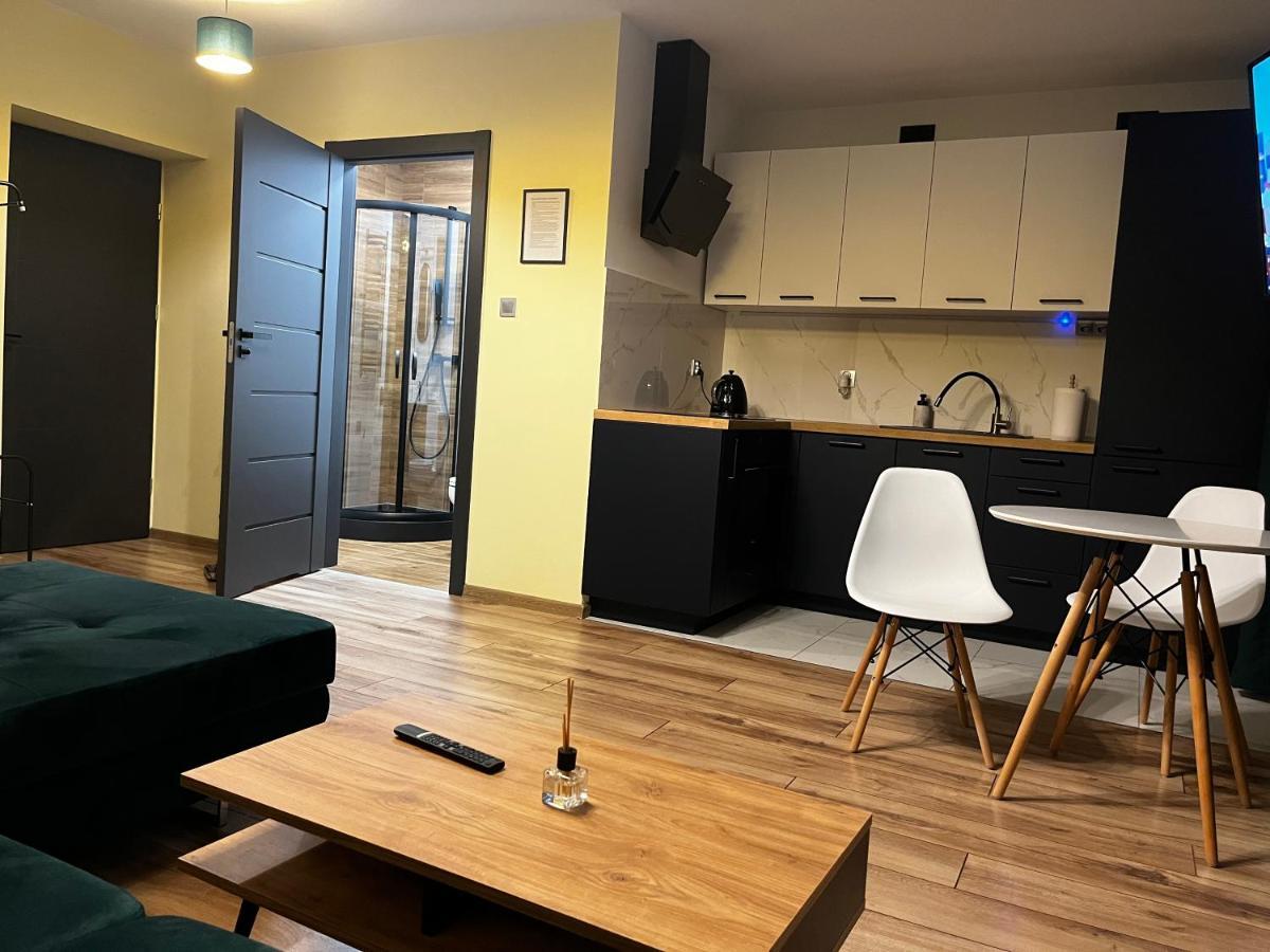 Komfortowy Apartament W Centrum Apartment Jaworzno Bagian luar foto